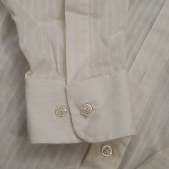 GIVENCHY Men's  Large DRESS SHIRT like new - Picture 4 of 5